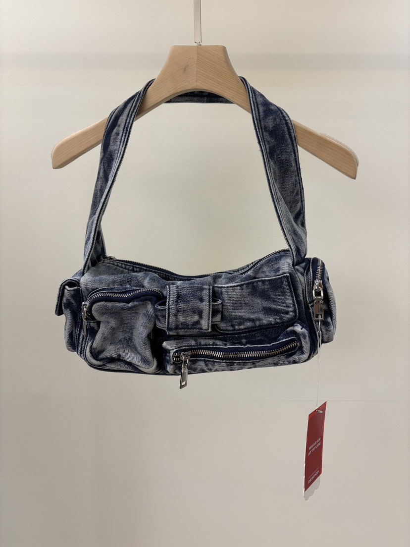 MUSHROOM-A韓國直郵女裝新款休閑熱賣時尚單肩斜跨包口袋MUSHROOM單肩/斜跨包圖色1