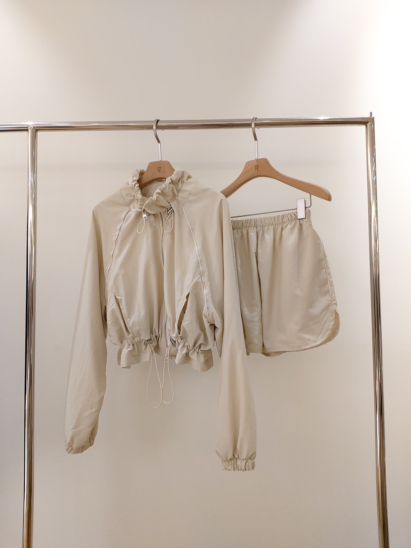 MUSHROOM-A韓國代購女士新款26春夏人氣休閑推薦套裝兩件套MUSHROOM套裝圖色1實際價格85000