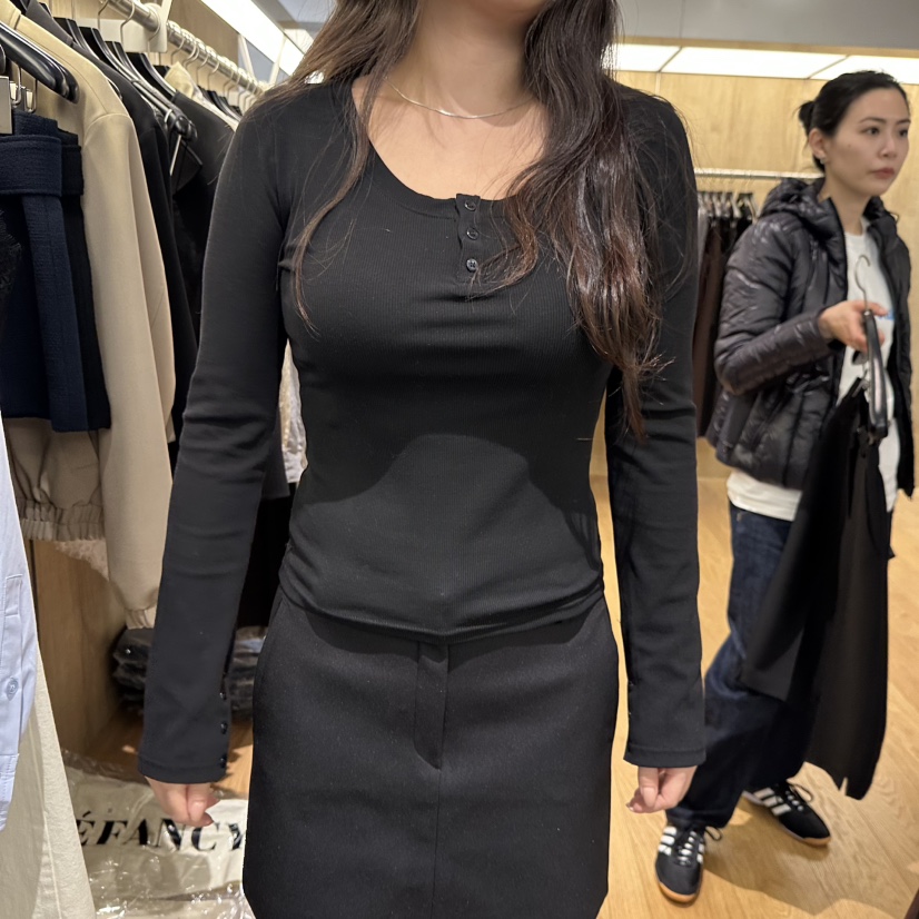 LEFANCY東大門實拍女士新款26春夏休閑時尚職業長袖T恤紐扣LEFANCY長袖T恤圖色2