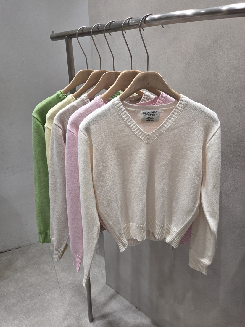 EVERCOMMERCE METICULOUSLY DESIGNED東大門代購女裝新款26春夏針織衫EVERCOMMERCE METICULOUSLY DESIGNED針織衫