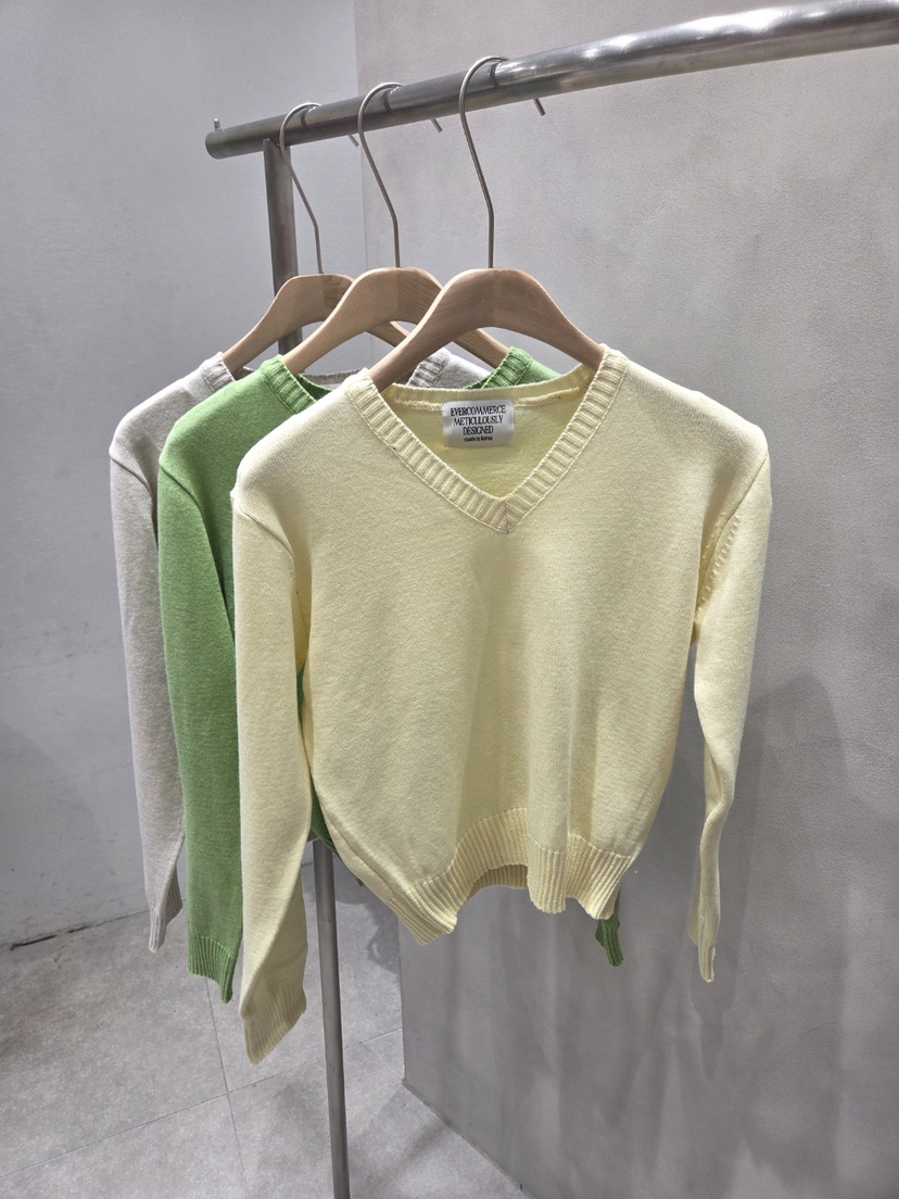 EVERCOMMERCE METICULOUSLY DESIGNED東大門代購女裝新款26春夏針織衫EVERCOMMERCE METICULOUSLY DESIGNED針織衫