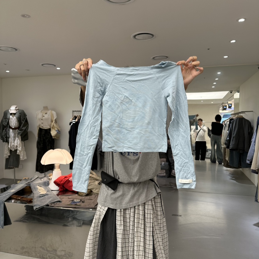 VAULT東大門實拍女裝新款職業時尚真品26春夏推薦長袖T恤VAULT長袖T恤圖色4