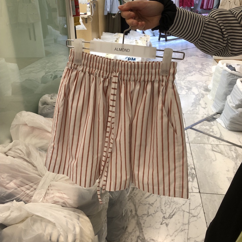 ALMOND韓國代購女士新款職業時尚熱賣休閑推薦真品短褲條紋ALMOND短褲圖色3