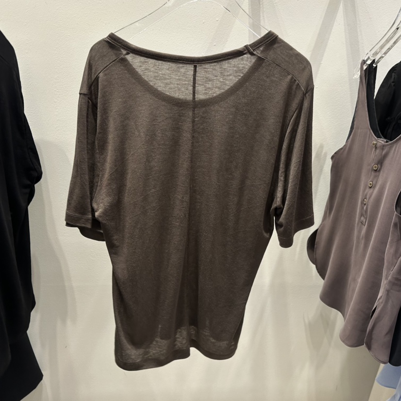 OUTFIT東大門代購女裝新品熱賣真品26春夏休閑職業推薦T恤OUTFITT恤