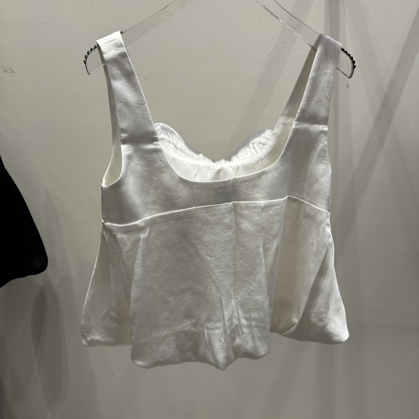 OUTFIT東大門實拍女士新品時尚人氣休閑推薦職業吊帶背心OUTFIT吊帶/背心