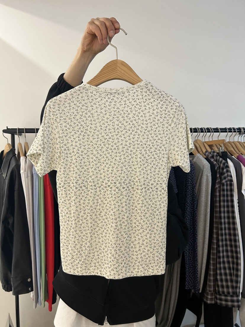 AS THOUGHT東大門直郵女士新品真品人氣職業熱賣T恤羊毛AS THOUGHTT恤