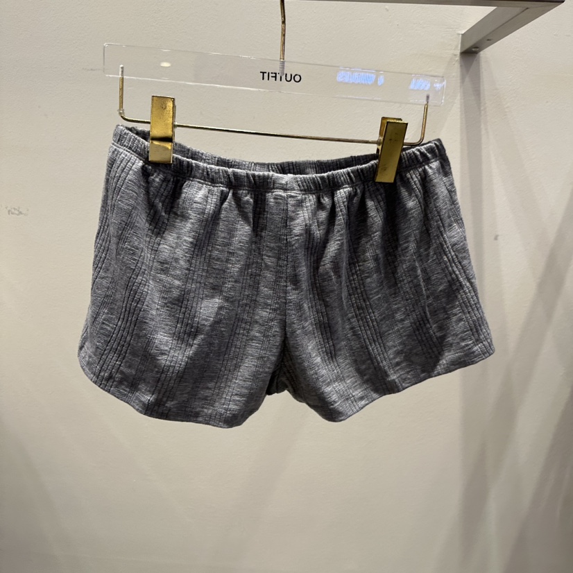 OUTFIT東大門實拍女裝新款人氣推薦休閑真品職業26春夏短褲OUTFIT短褲