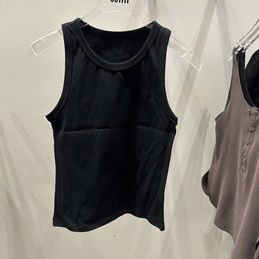 OUTFIT韓國直郵女裝新品熱賣人氣推薦職業26春夏吊帶背心OUTFIT吊帶/背心圖色2