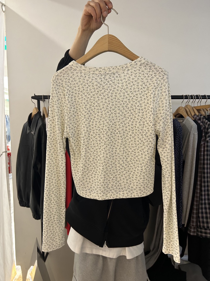 AS THOUGHT東大門實拍女裝新款真品人氣26春夏針織衫花朵開衫AS THOUGHT針織衫