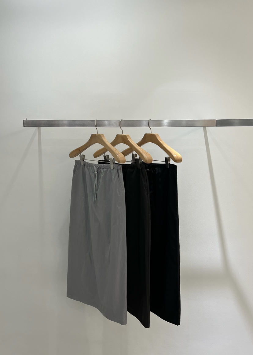 ONESTASTE東大門實拍女士新款推薦時尚職業半身裙中短裙尼龍TASTE/ONESTASTE半身裙/中短裙