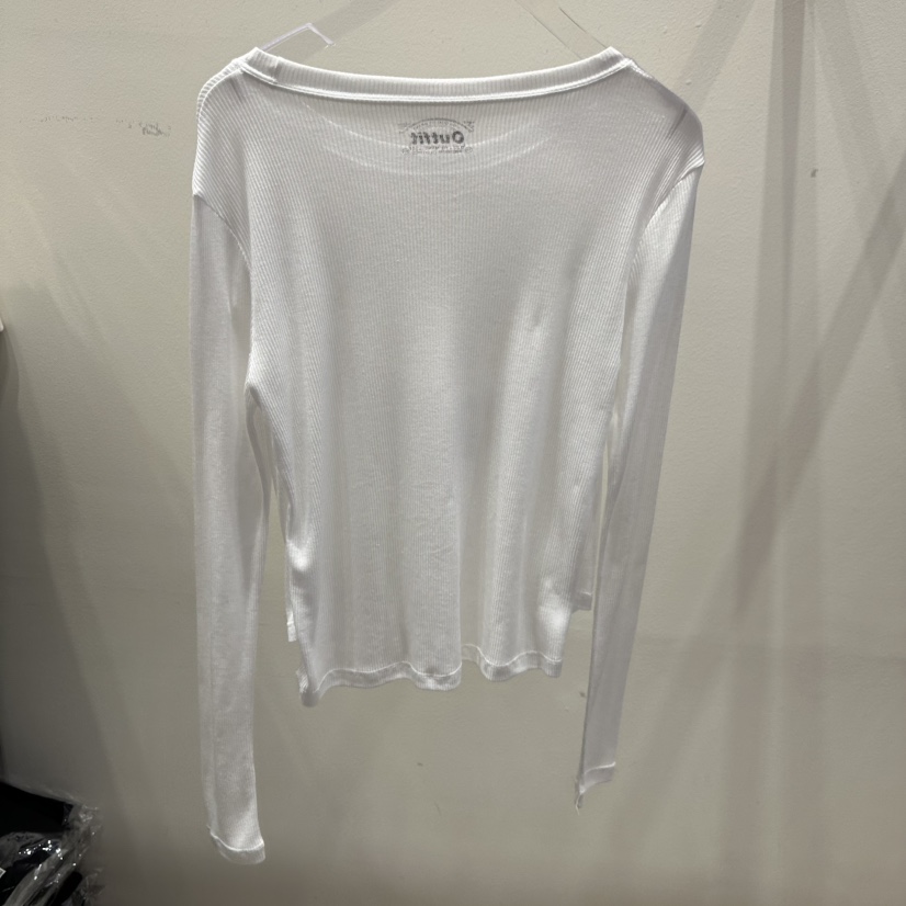 OUTFIT東大門代購女士新品26春夏休閑真品熱賣長袖T恤假兩件OUTFIT長袖T恤