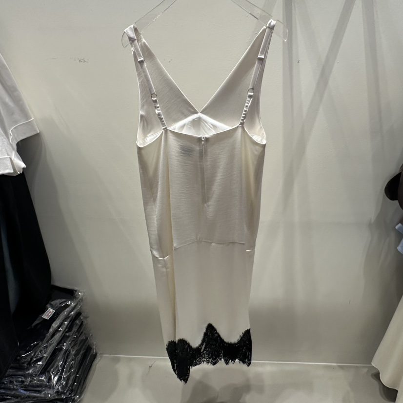 OUTFIT韓國直郵女士新品熱賣職業休閑時尚真品人氣連衣裙OUTFIT連衣裙