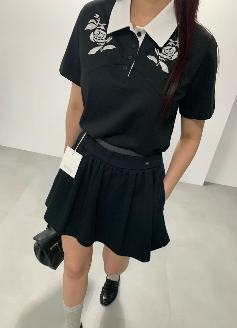 J CRANE-A韓國直郵女士新款26春夏時尚休閑熱賣T恤刺繡J CRANET恤