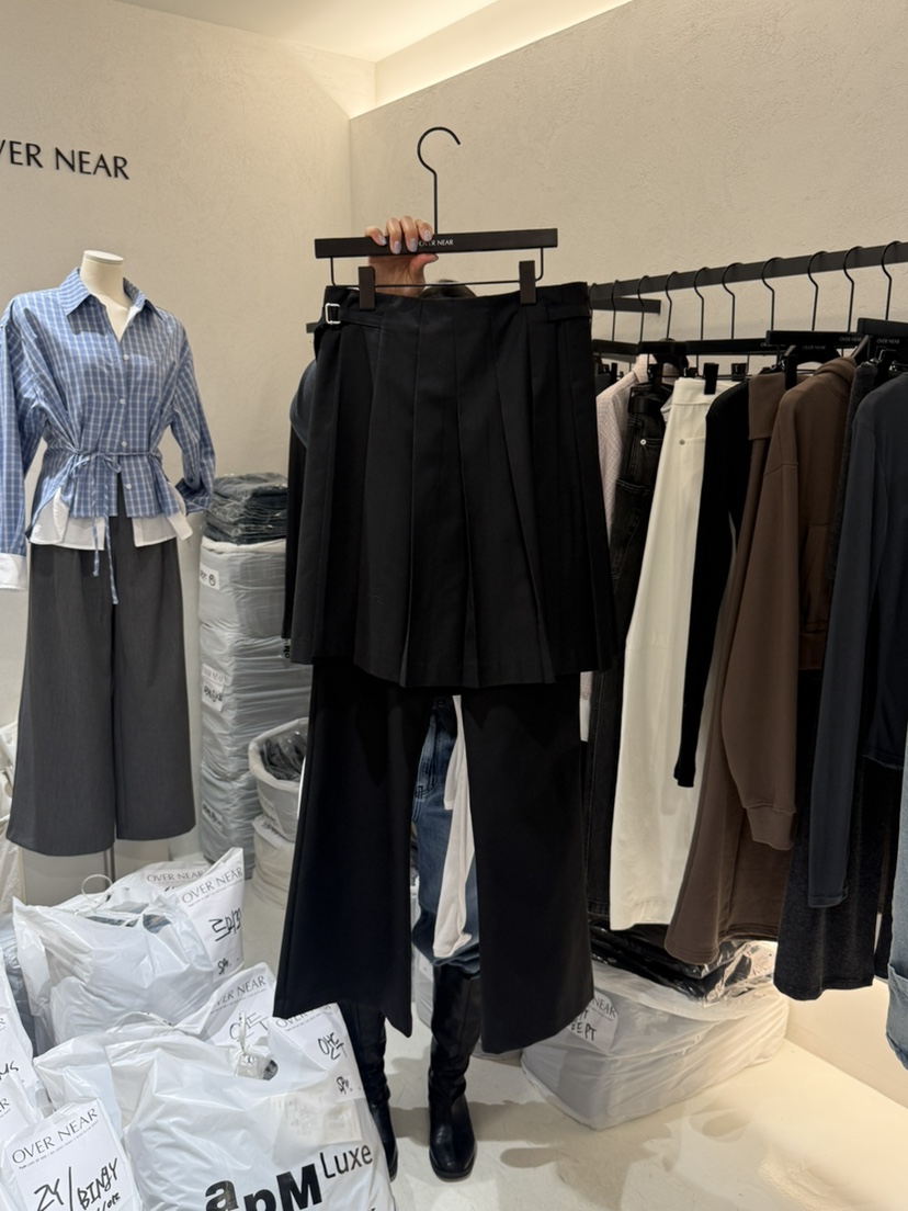 OVER NEAR韓國代購女裝新款人氣熱賣半身裙中短裙不含褲子OVER NEAR半身裙/中短裙圖色1