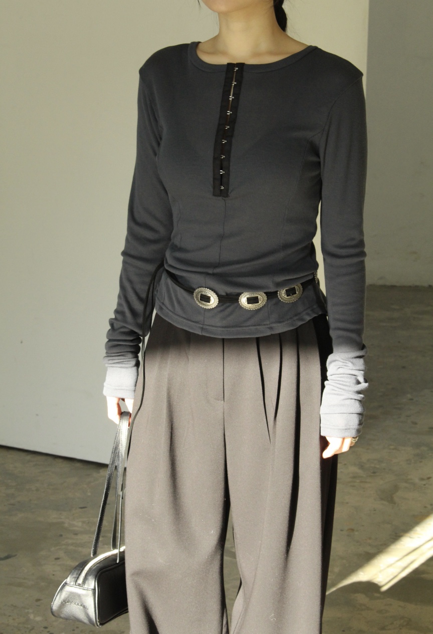 OVER NEAR韓國直郵女士新款26春夏時尚休閑人氣職業長袖T恤OVER NEAR長袖T恤