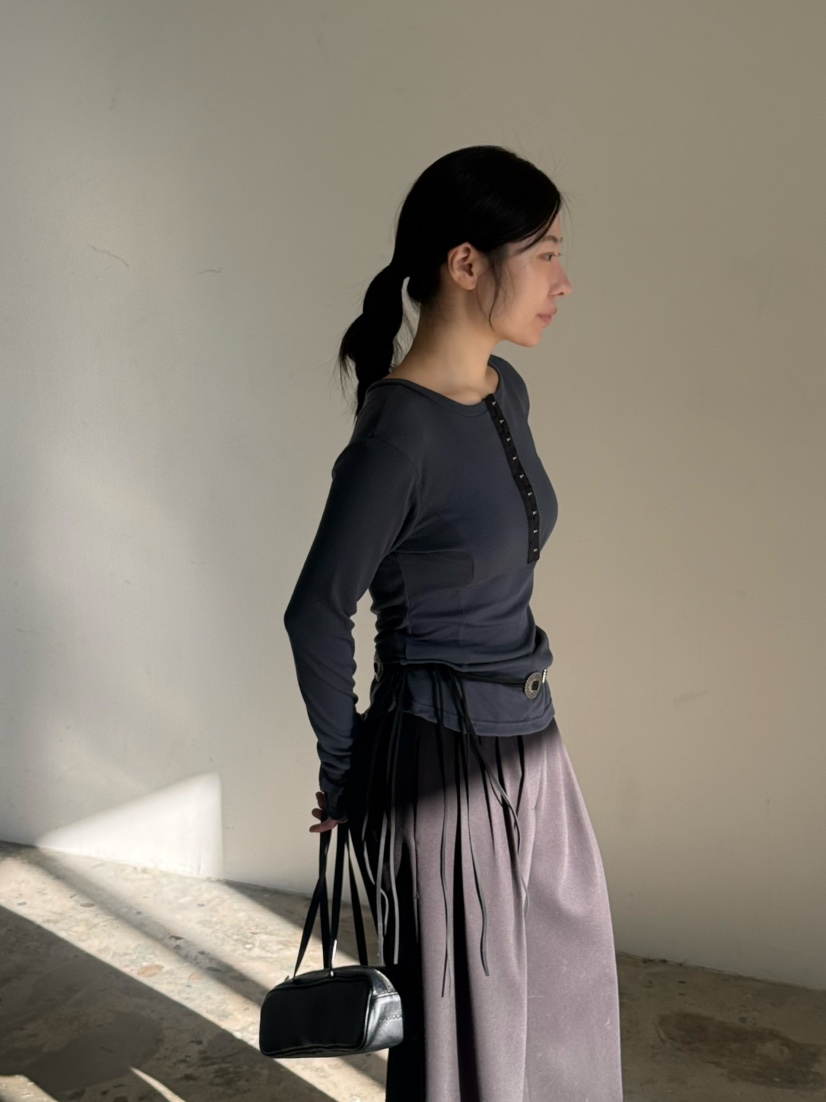 OVER NEAR韓國直郵女士新款26春夏時尚休閑人氣職業長袖T恤OVER NEAR長袖T恤