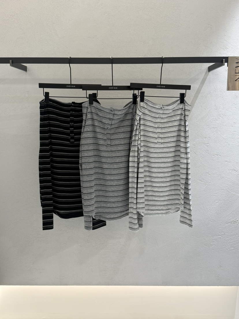 OVER NEAR韓國東大門直郵女士新品26春夏熱賣職業長袖T恤OVER NEAR長袖T恤