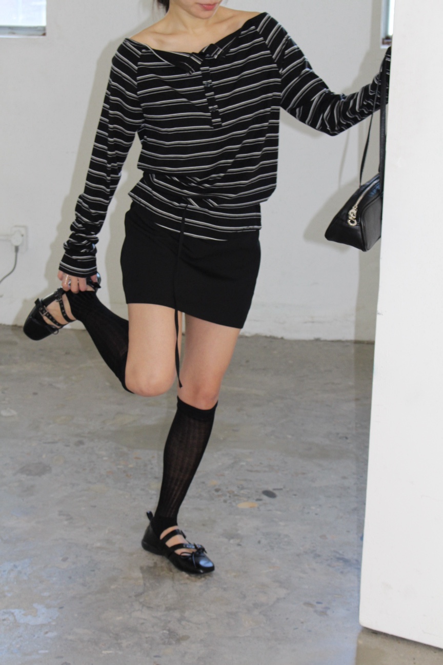 OVER NEAR韓國東大門直郵女士新品26春夏熱賣職業長袖T恤OVER NEAR長袖T恤