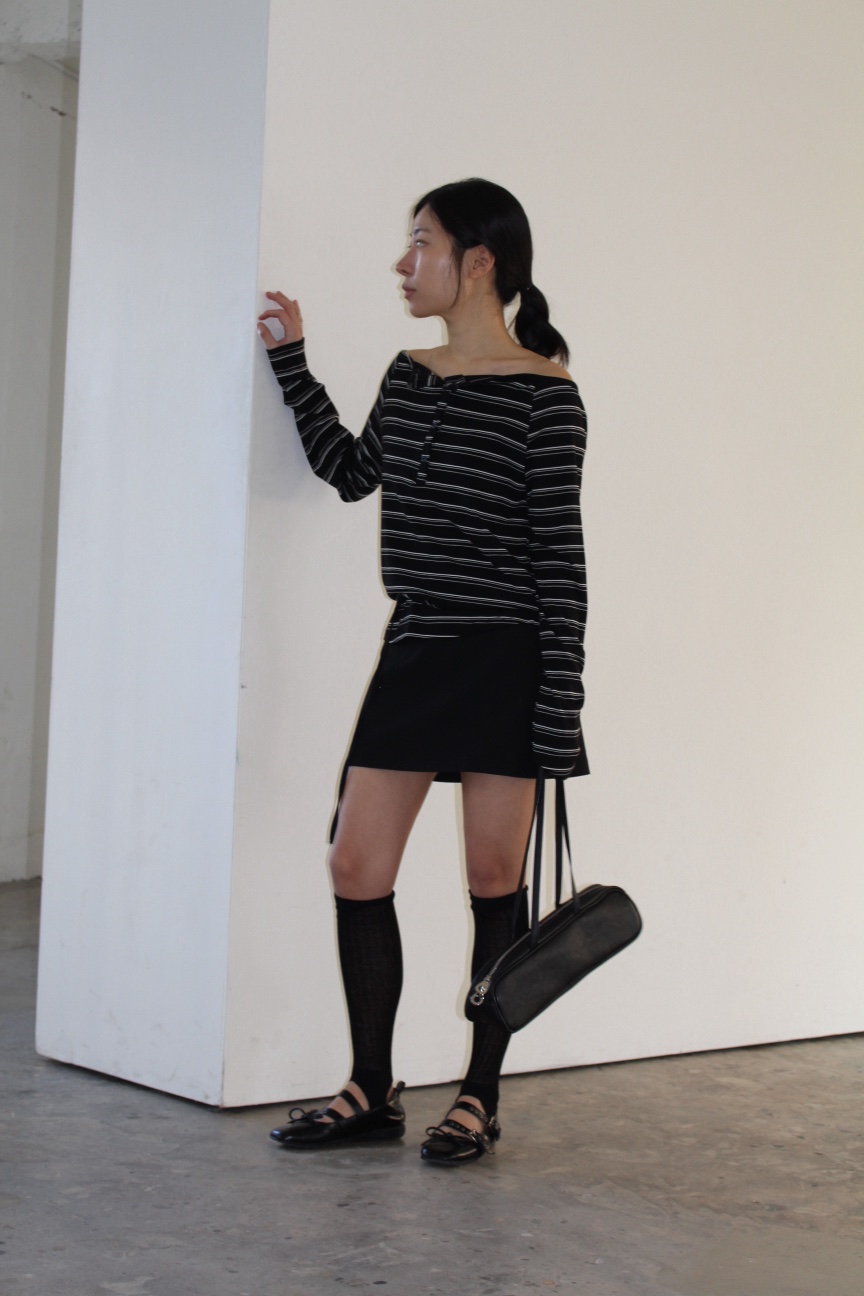 OVER NEAR韓國東大門直郵女士新品26春夏熱賣職業長袖T恤OVER NEAR長袖T恤