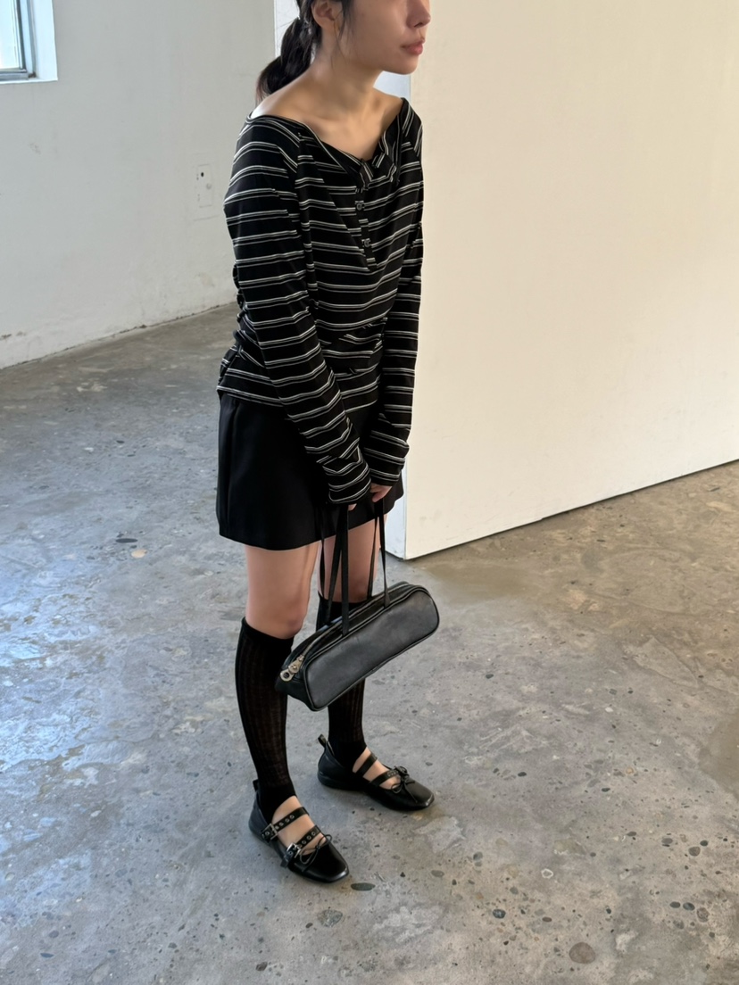 OVER NEAR韓國東大門直郵女士新品26春夏熱賣職業長袖T恤OVER NEAR長袖T恤