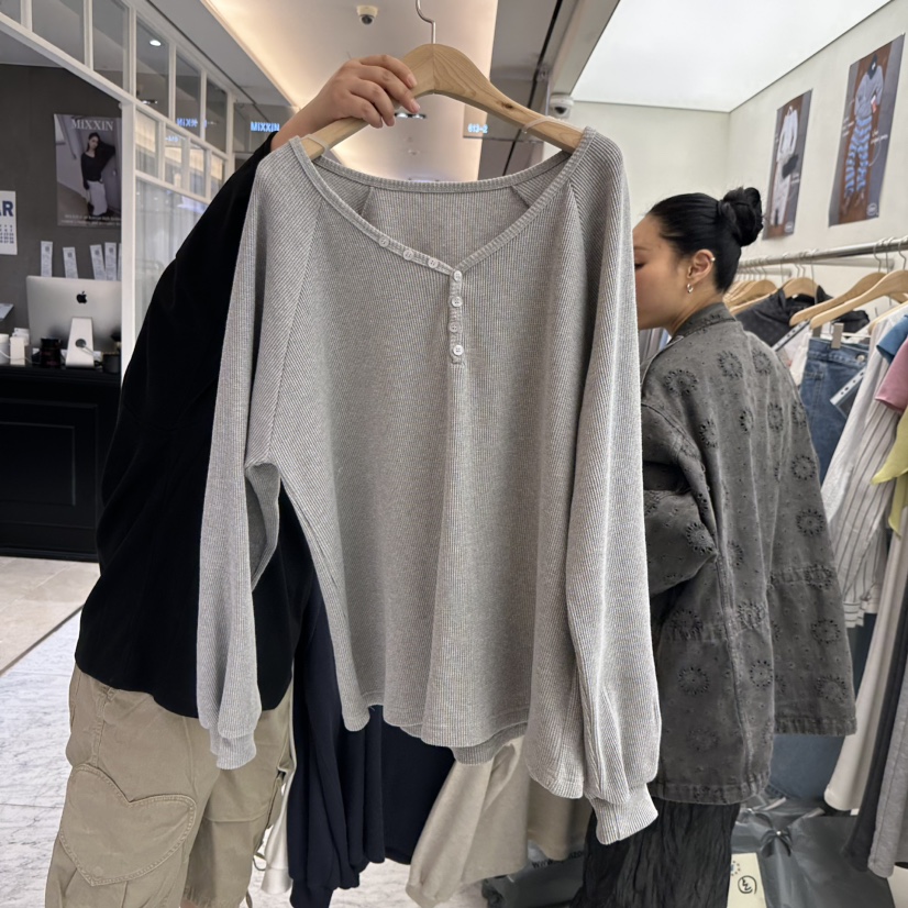 CHAV韓國直郵女士新款26春夏休閑人氣職業熱賣時尚長袖T恤CHAV長袖T恤圖色2