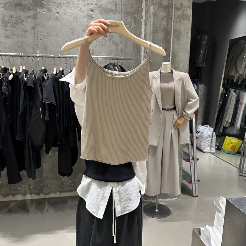 JUNI韓國直郵實拍女裝新款推薦人氣時尚熱賣休閑吊帶背心my juni吊帶/背心圖色2