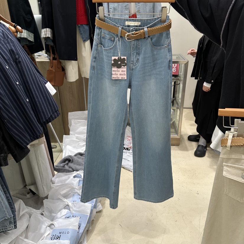 MELO韓國直郵實拍女士新品推薦人氣休閑時尚牛仔褲含腰帶MELO牛仔褲圖色3