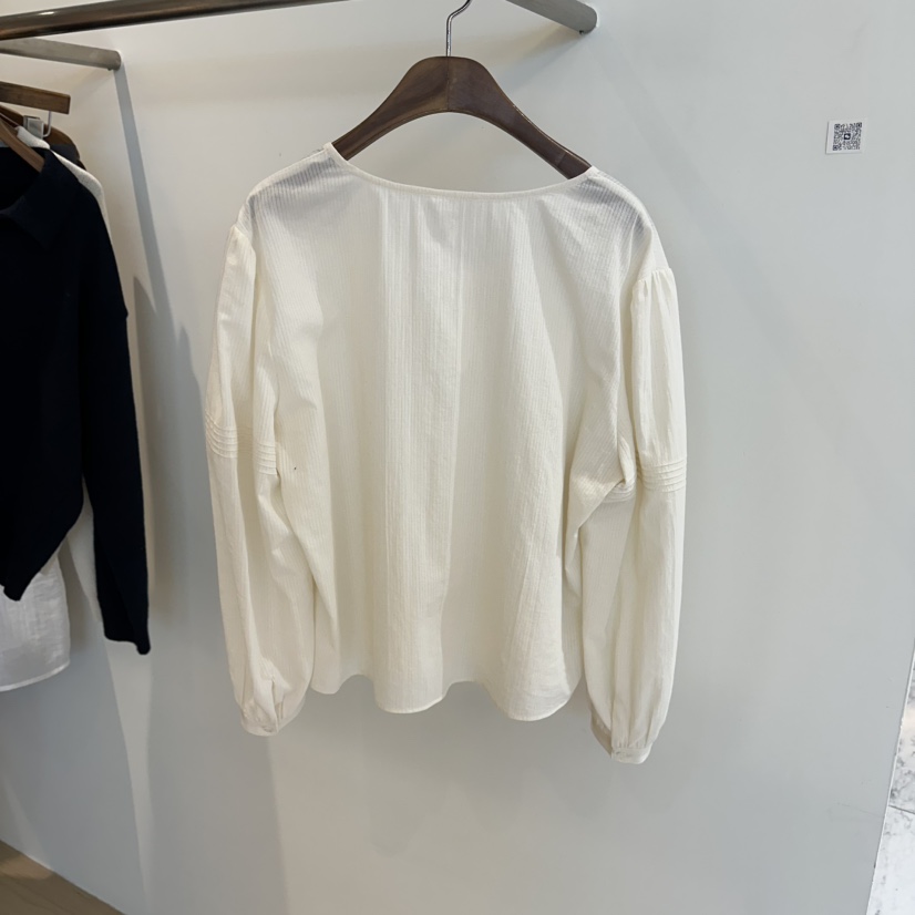 AGO韓國直郵實拍女士新品時尚26春夏職業休閑熱賣襯衫蕾絲衫AGO襯衫/蕾絲衫