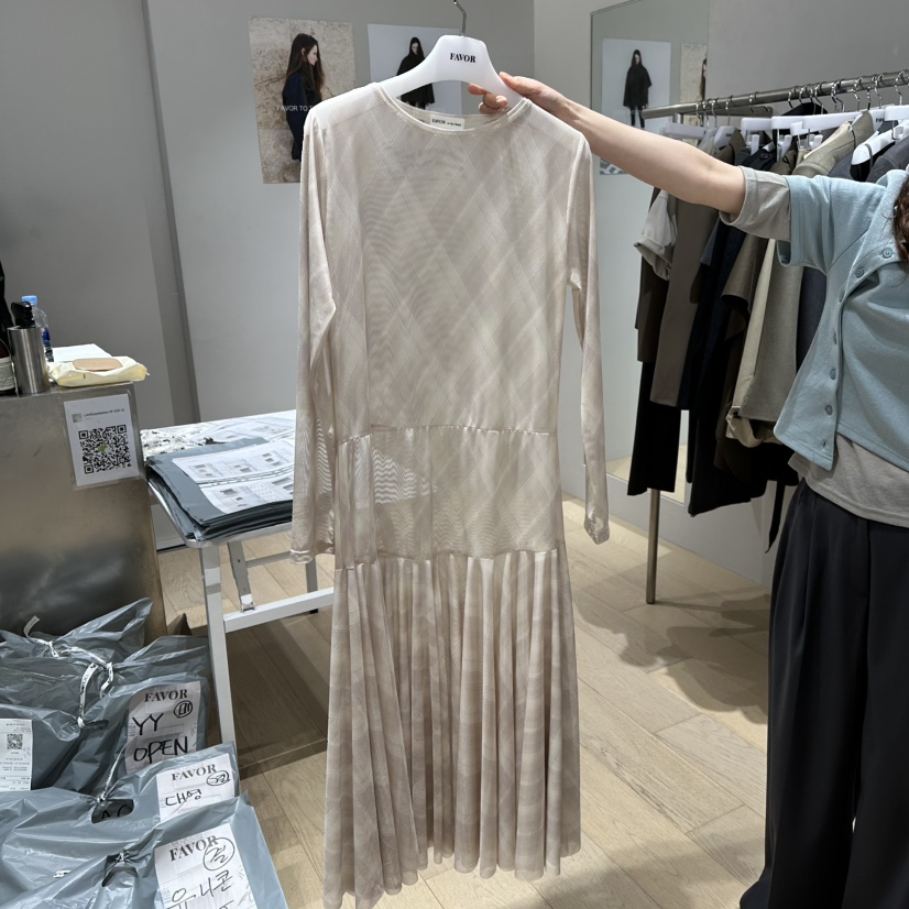 FAVOR-P韓國東大門直郵女士新款熱賣26春夏職業時尚連衣裙FAVOR-P連衣裙圖色1