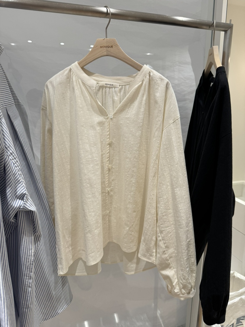 MONIQUE韓國直郵女士新品推薦職業時尚熱賣休閑襯衫蕾絲衫MONIQUE襯衫/蕾絲衫圖色1