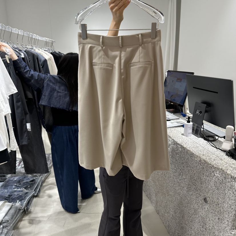 NEROLI 36東大門直郵女裝新款26春夏人氣時尚熱賣真品短褲NEROLI 36短褲