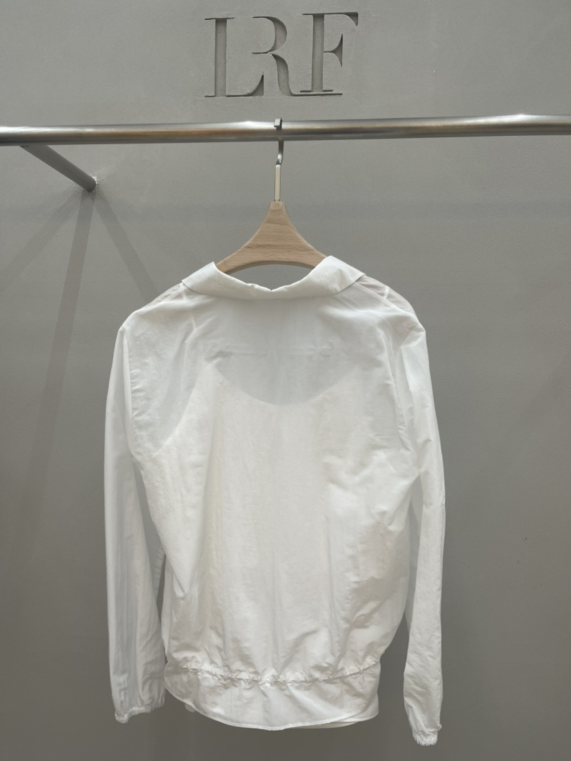 PLUS HONG-P韓國東大門代購女士新款推薦襯衫蕾絲衫荷葉邊LORA FAMILY/PLUS HONG襯衫/蕾絲衫