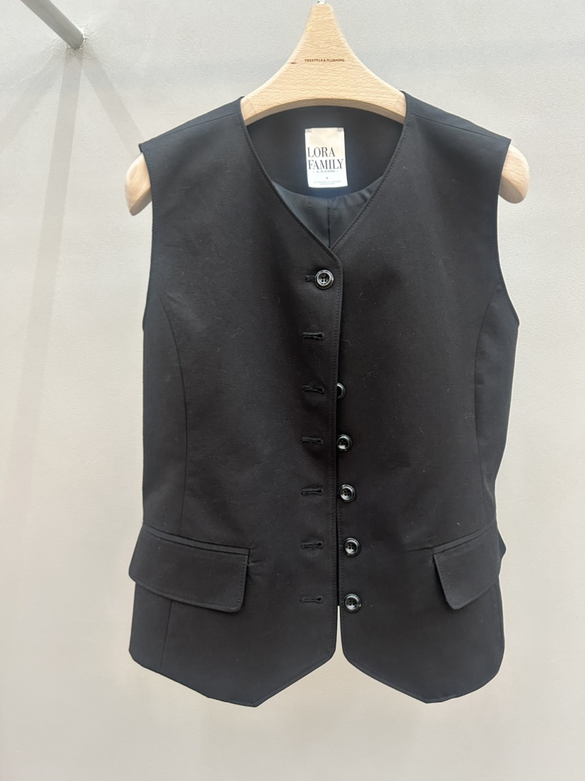 PLUS HONG-P韓國東大門代購女士新款人氣推薦休閑熱賣馬甲LORA FAMILY/PLUS HONG馬甲