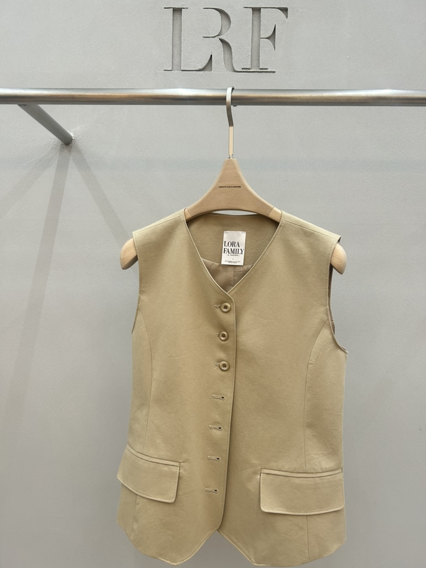 PLUS HONG-P韓國東大門代購女士新款人氣推薦休閑熱賣馬甲LORA FAMILY/PLUS HONG馬甲圖色2