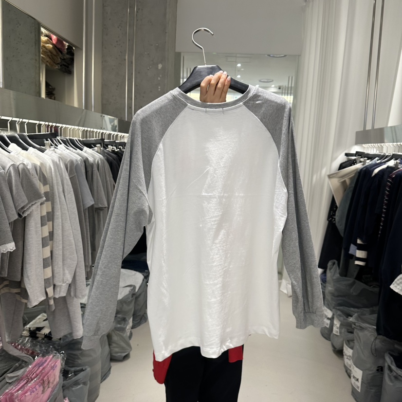 ARTE STUDIO/ATTENTION EDITORIAL韓國東大門代購女士新款人氣長袖T恤ARTE STUDIO/ATTENTION EDITORIAL長袖T恤