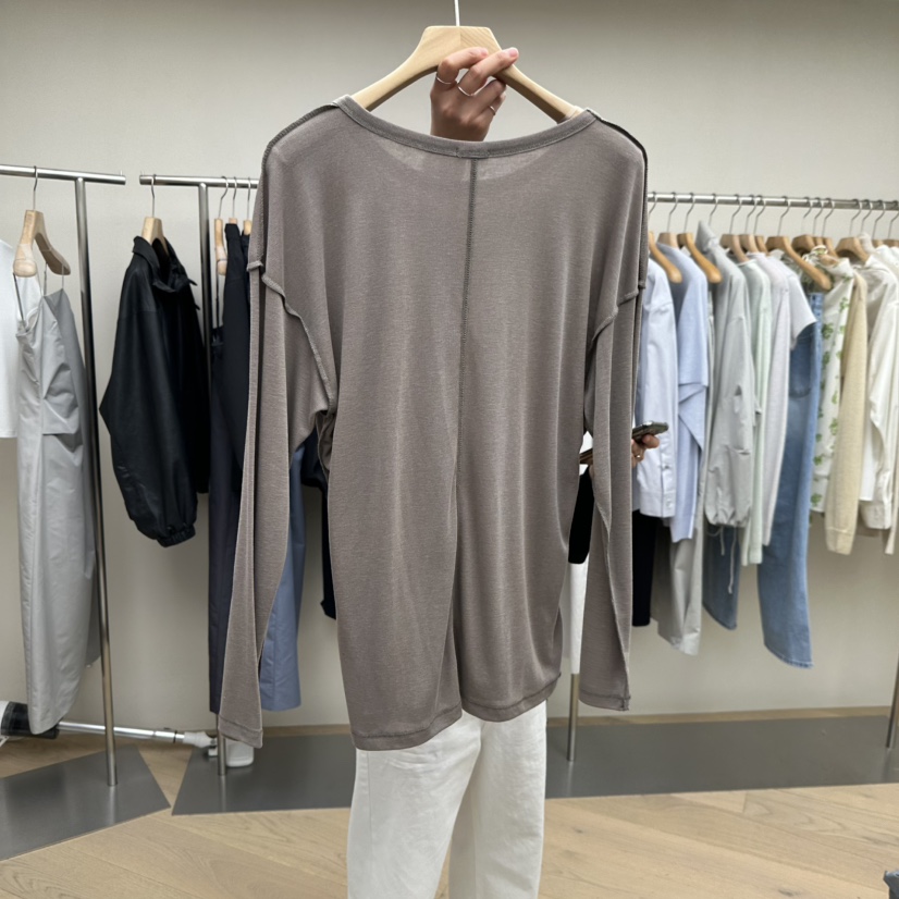 EFFERVESCENT韓國東大門代購女裝新款人氣26春夏熱賣長袖T恤evc/effervescent長袖T恤