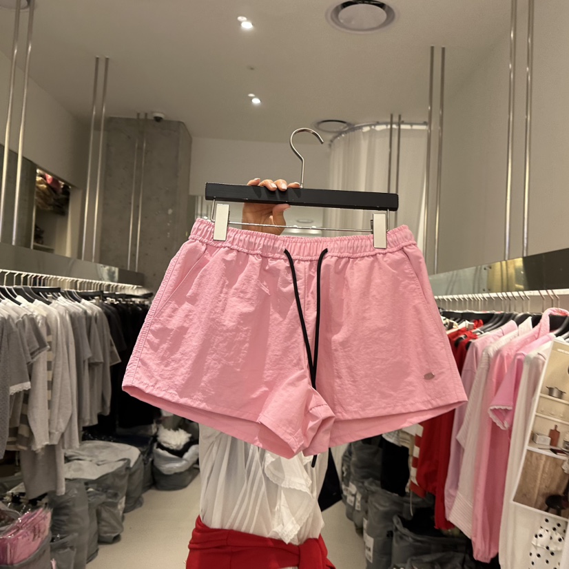 ARTE STUDIO/ATTENTION EDITORIAL韓國代購女裝新款熱賣短褲ARTE STUDIO/ATTENTION EDITORIAL短褲圖色2