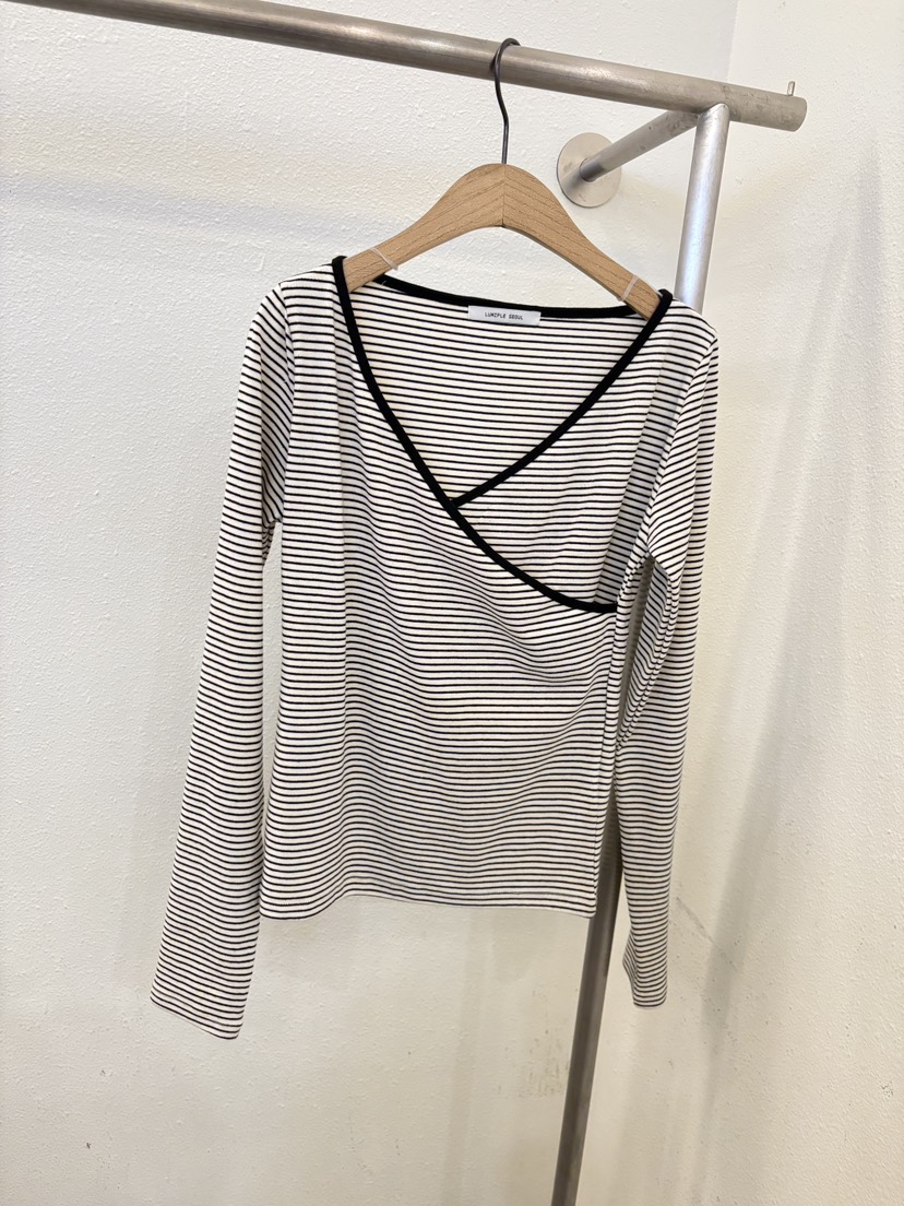 LUMIPLE韓國直郵女士新品推薦時尚職業26春夏熱賣長袖T恤V領LUMIPLE長袖T恤圖色1