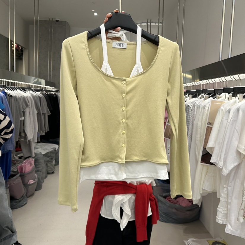 ARTE STUDIO/ATTENTION EDITORIAL韓國直郵女裝新款熱賣針織衫假兩件ARTE STUDIO/ATTENTION EDITORIAL針織衫圖色1