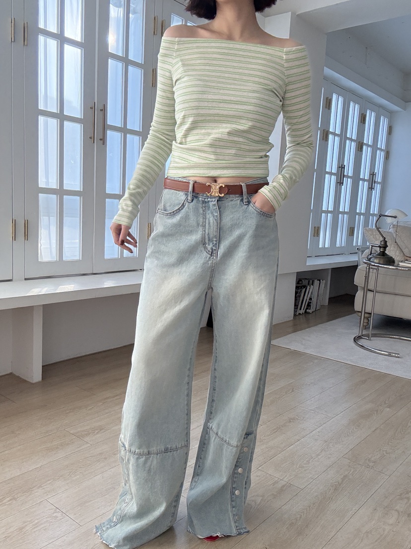 LUMIPLE韓國東大門直郵女裝新品職業人氣時尚長袖T恤露肩LUMIPLE長袖T恤