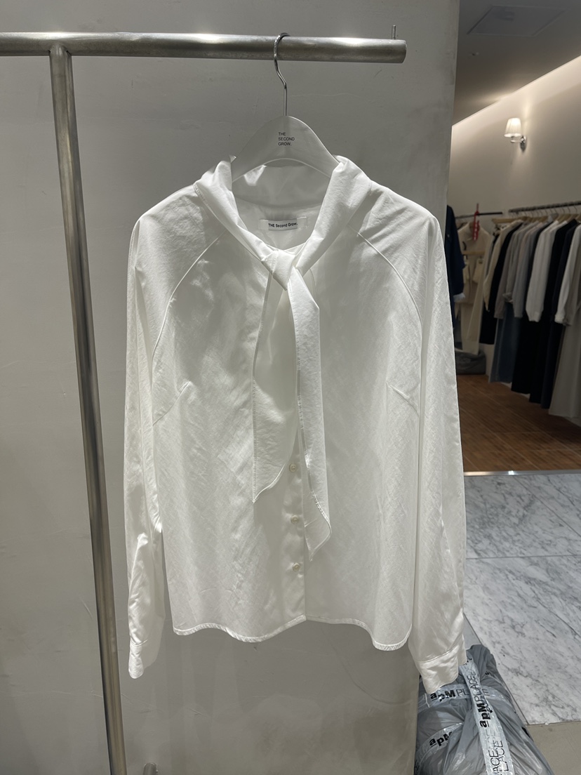 THE SECOND GROW/QUEENSRABBIT韓國東大門代購女裝新款26春夏襯衫蕾絲衫系帶THE SECOND GROW/QUEENSRABBIT襯衫/蕾絲衫圖色1