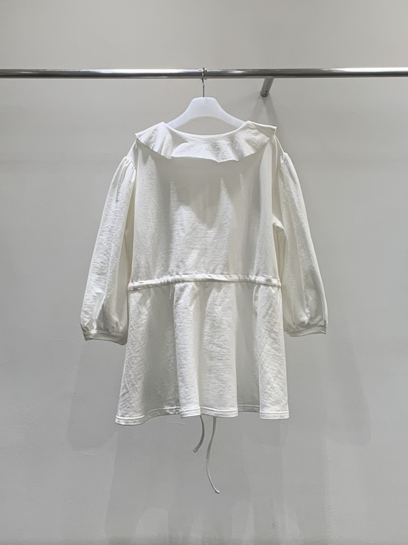 LOVE MOMENT韓國直郵女士新品熱賣職業真品連衣裙荷葉邊LOVE MOMENT連衣裙