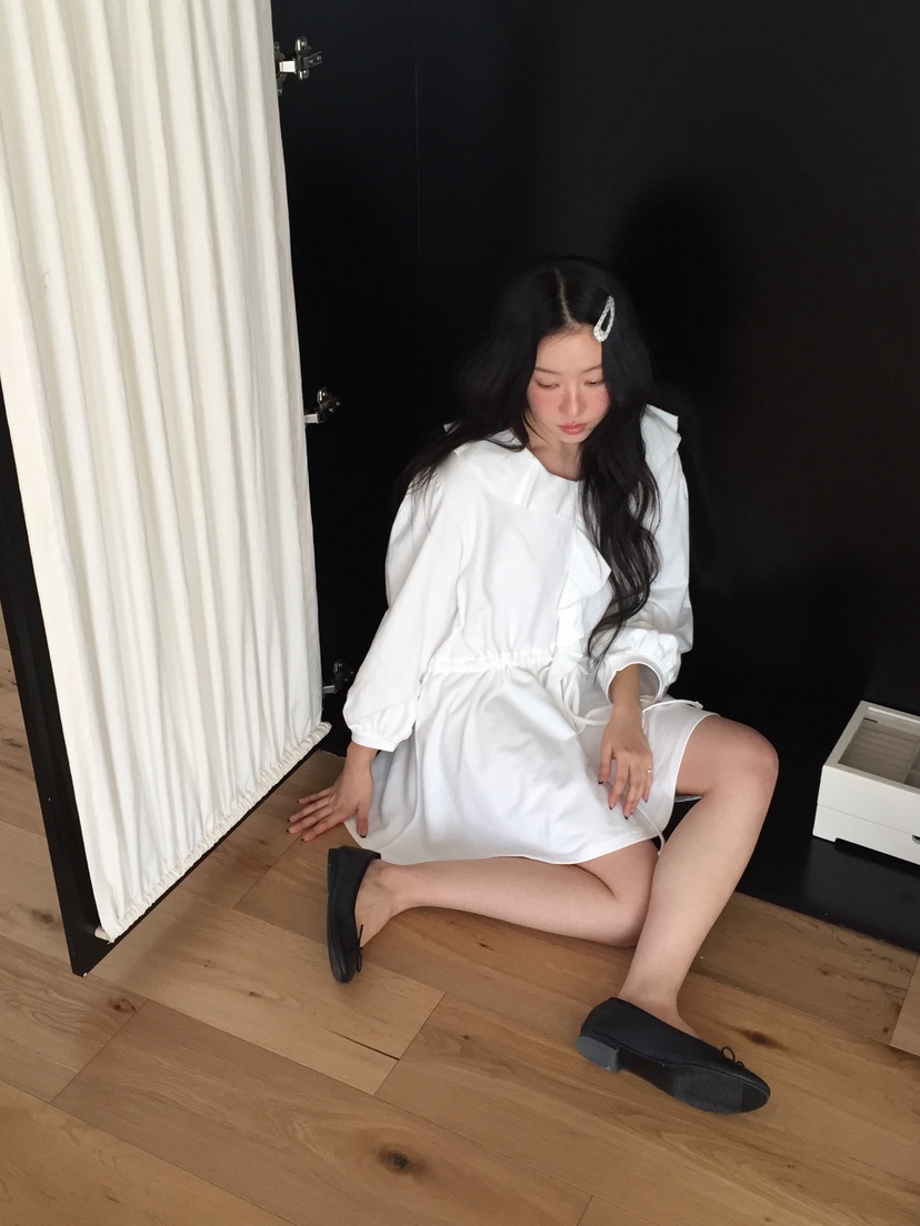 LOVE MOMENT韓國直郵女士新品熱賣職業真品連衣裙荷葉邊LOVE MOMENT連衣裙