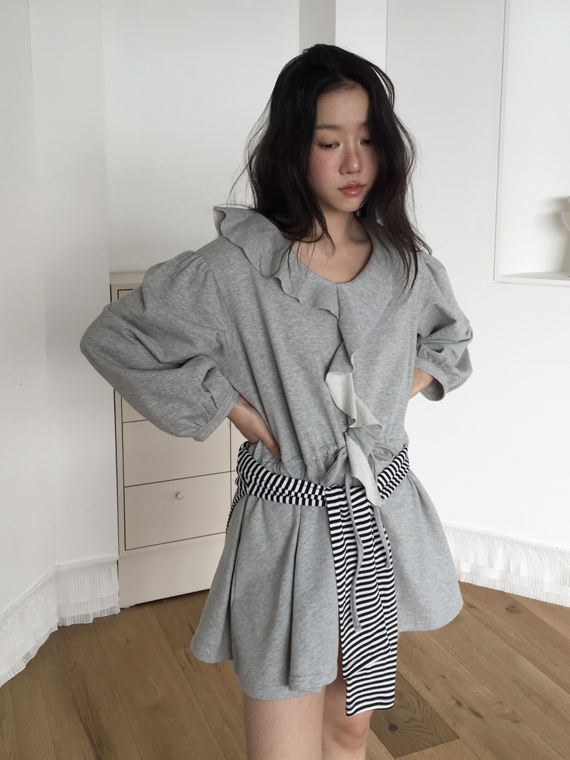 LOVE MOMENT韓國直郵女士新品熱賣職業真品連衣裙荷葉邊LOVE MOMENT連衣裙