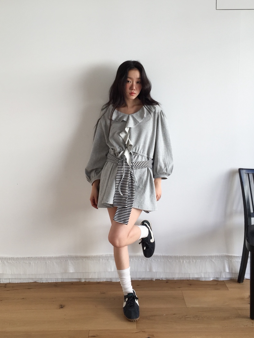 LOVE MOMENT韓國直郵女士新品熱賣職業真品連衣裙荷葉邊LOVE MOMENT連衣裙