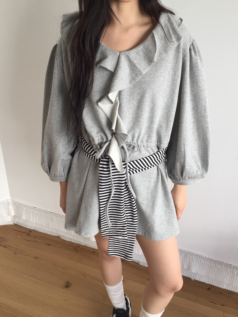 LOVE MOMENT韓國直郵女士新品熱賣職業真品連衣裙荷葉邊LOVE MOMENT連衣裙