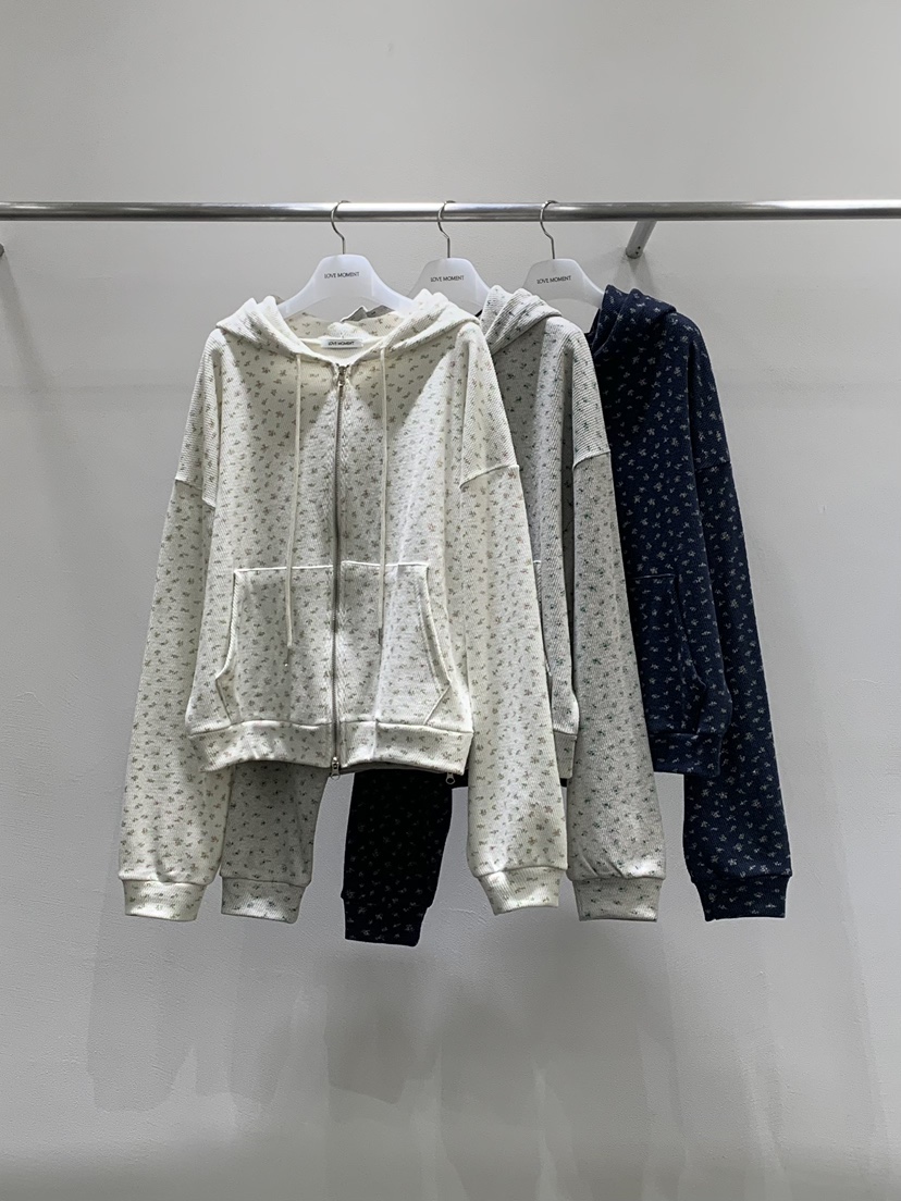 LOVE MOMENT東大門實拍女裝新款26春夏夾克連帽拉鏈衫花朵LOVE MOMENT夾克