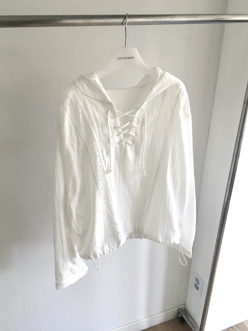 LOVE MOMENT韓國直郵女士新品人氣真品襯衫蕾絲衫蕾絲連帽LOVE MOMENT襯衫/蕾絲衫