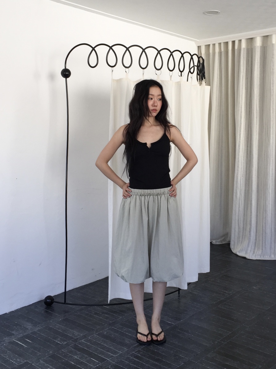 LOVE MOMENT東大門直郵女裝新品26春夏半身裙中短裙南瓜裙LOVE MOMENT半身裙/中短裙