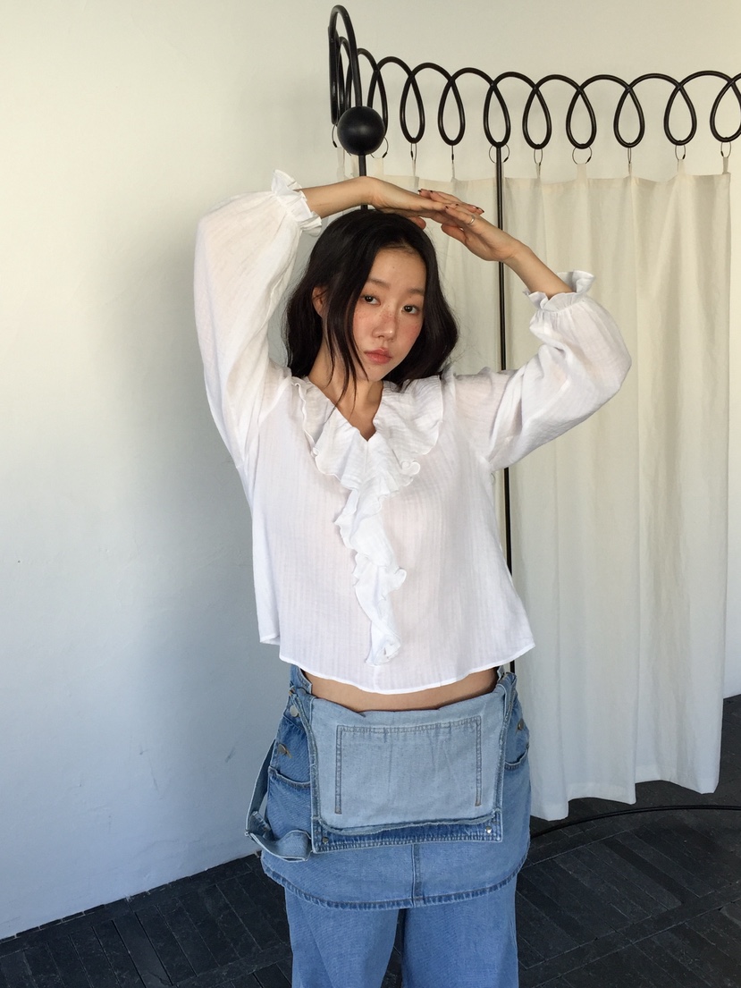 LOVE MOMENT韓國代購女裝新品休閑推薦熱賣26春夏襯衫蕾絲衫LOVE MOMENT襯衫/蕾絲衫